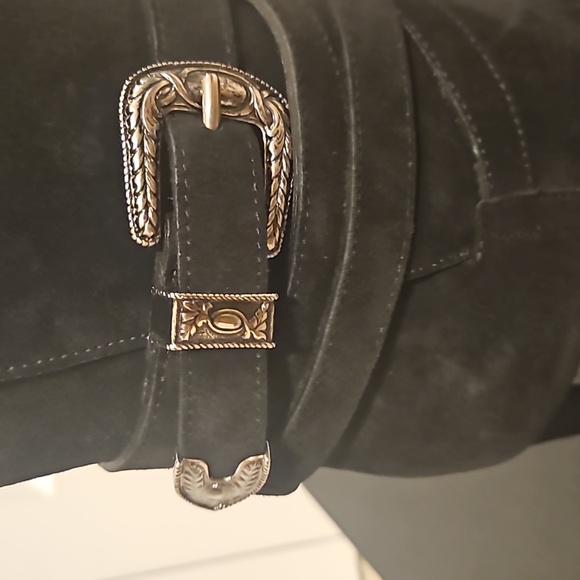 🛑SAINT LAURENT Suede Mica Buckle Western Ankle Booties - Picture 5 of 10